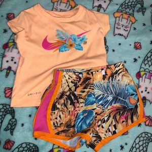 Nike Matching Sets - Baby Girls 2pc Nike set 18m Nike Matching Sets - Baby Girls 2pc Nike set 18m
